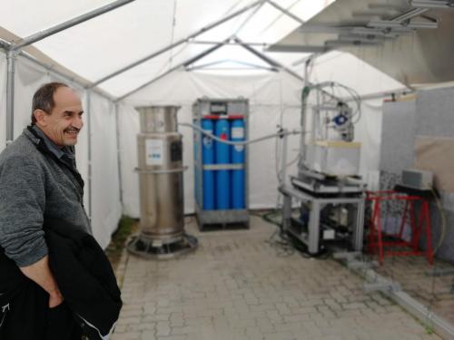 Experimentalist Mr. Stern